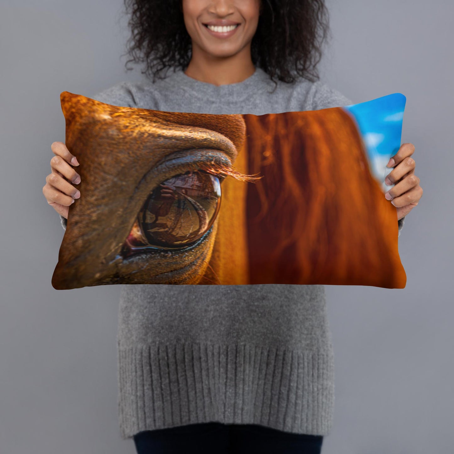 Basic Pillow chestnut horse