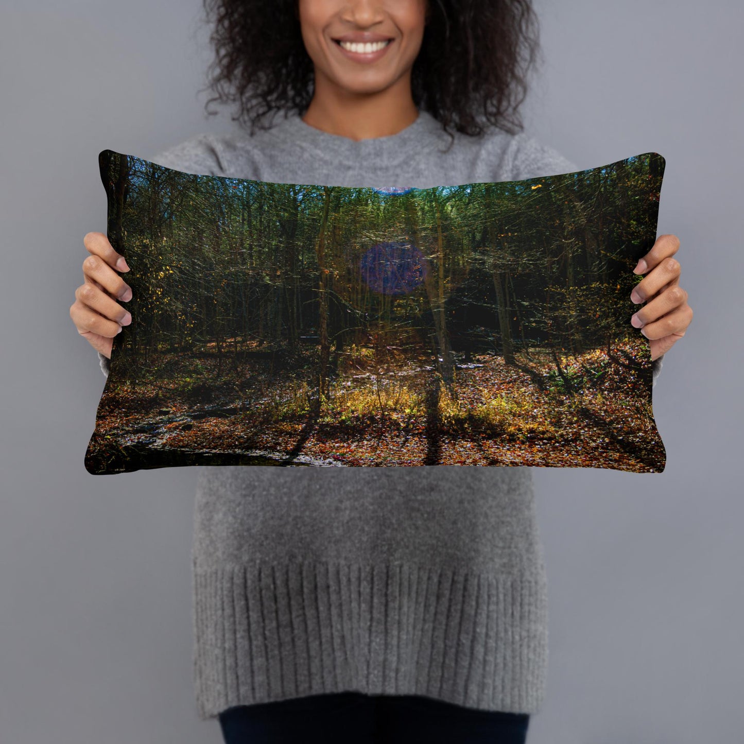 Basic Pillow peaceful stream